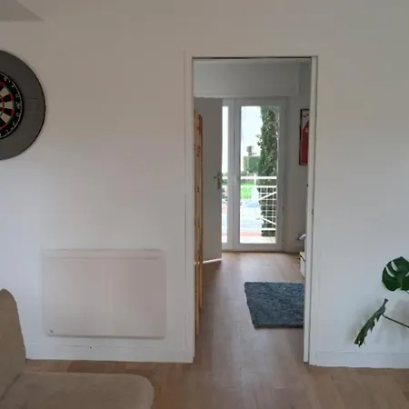 Large Bright Duplex In Les Minimes * La Rochelle (Charente-Maritime)